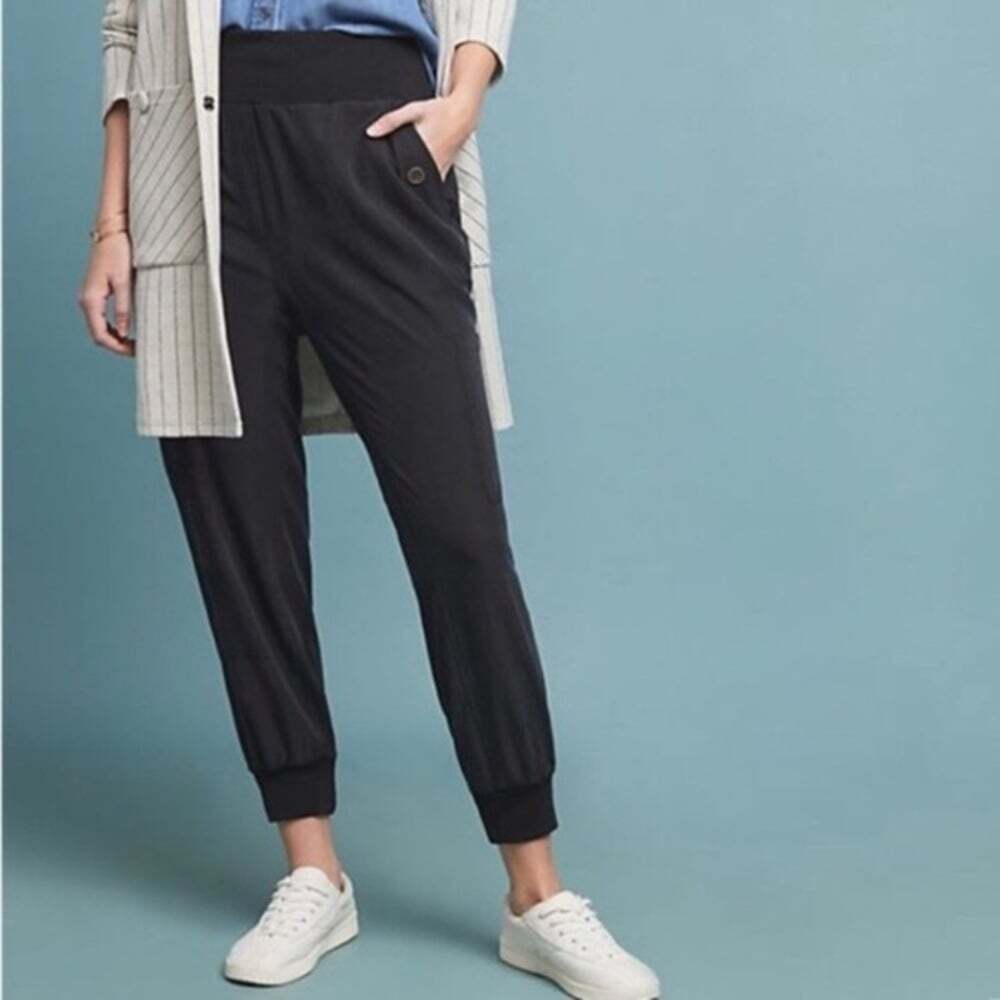 Maeve Anthropologie Cicerone black Cupro cargo joggers athleisure ankle crop XS